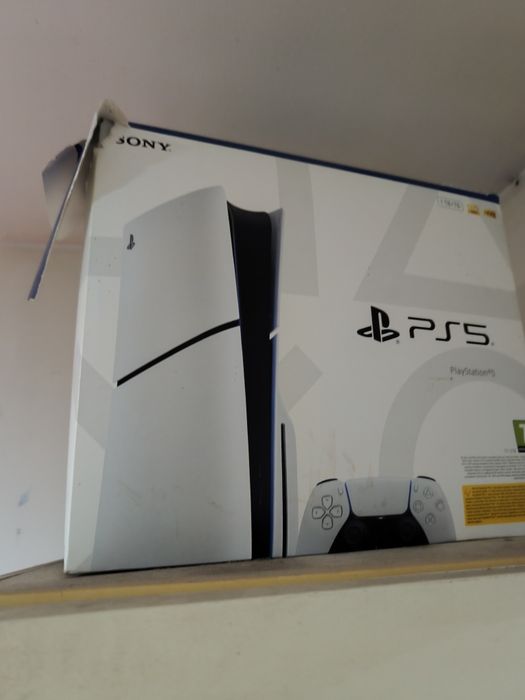 Vând PS 5 ch 2 controlere