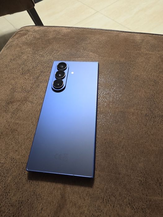 Samsung galaxy fold 7 256GB