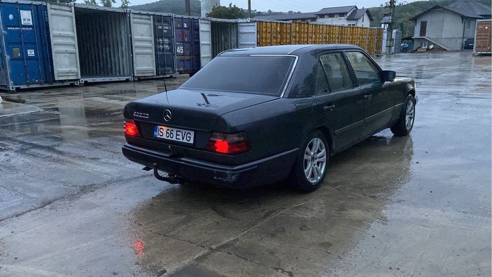 VIND / SCHIMB - Mercedes w124 / fab 1985