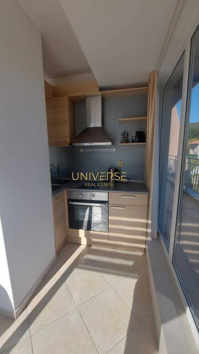 Продава се Тристаен апартамент в с. Кошарица, Област Бургас - 144 кв.м за 291 €/кв.м - Снимка #2