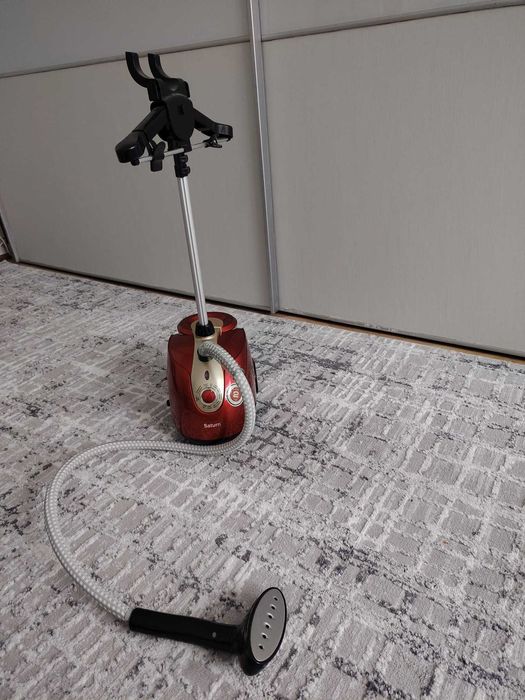 Fierul de calcat si curatat haine cu aburi vertical Saturn ST-CC0227