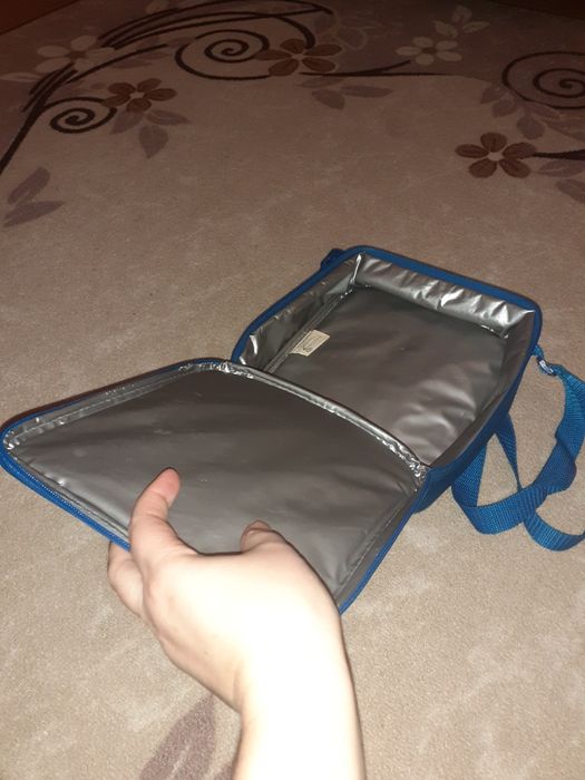 Детска термо чанта, като нова