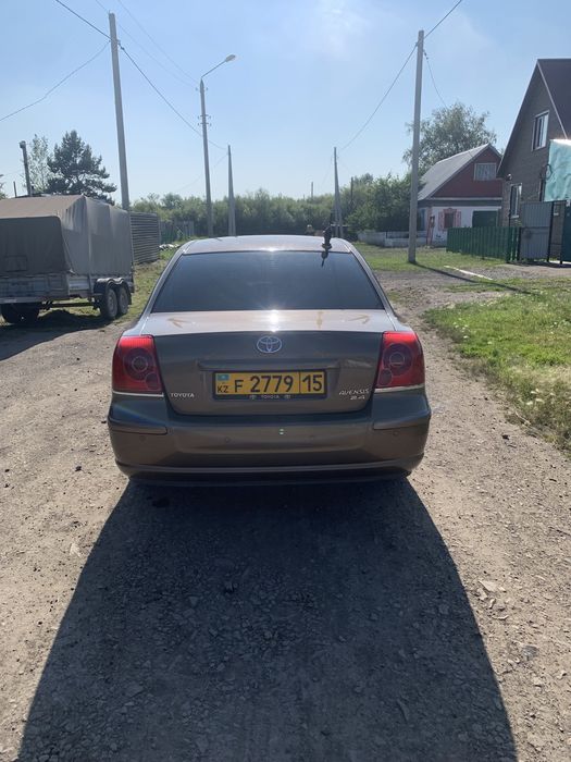 Продам авенсис 2.4