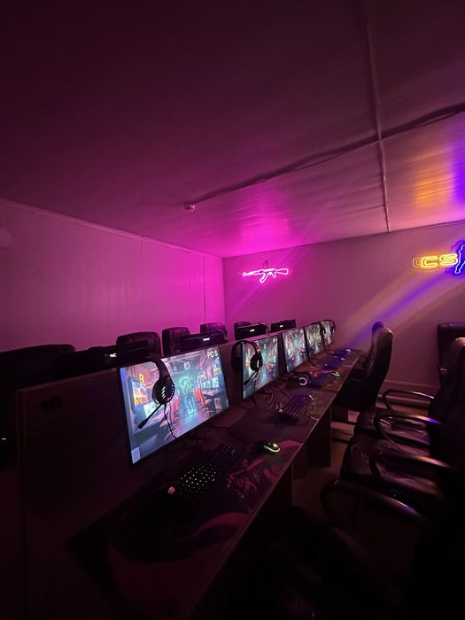 компьютерные клуб