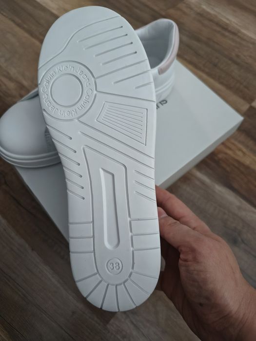 Calvin Klein нови 37 и 38 - Pepe, Guess, Hilfiger, Boss,Pinko,Nike