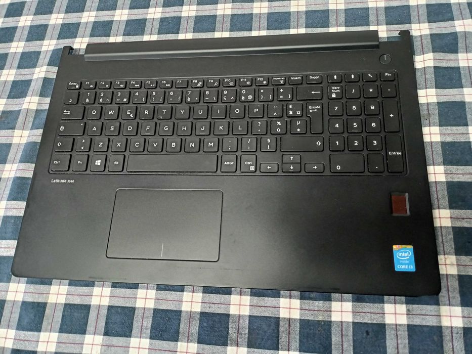 Elemente Dell Latitude 3560
