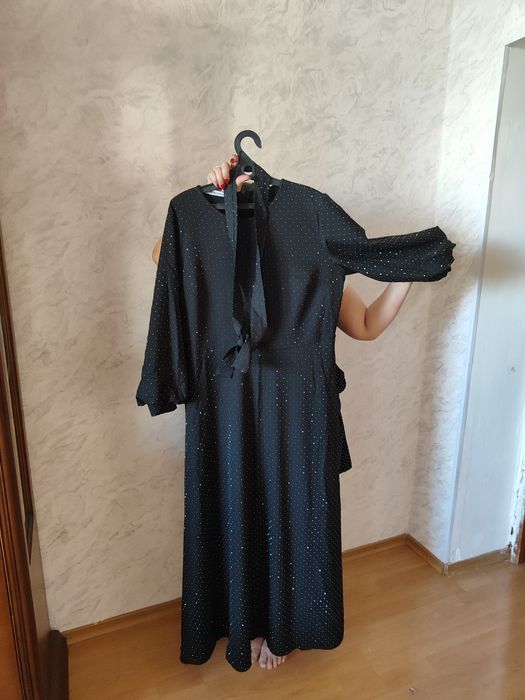 Платье женское новые.