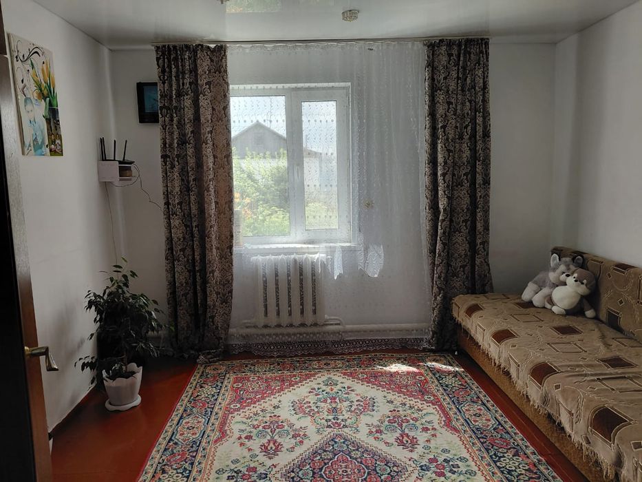 Продаётся квартира , в двухквартирном доме