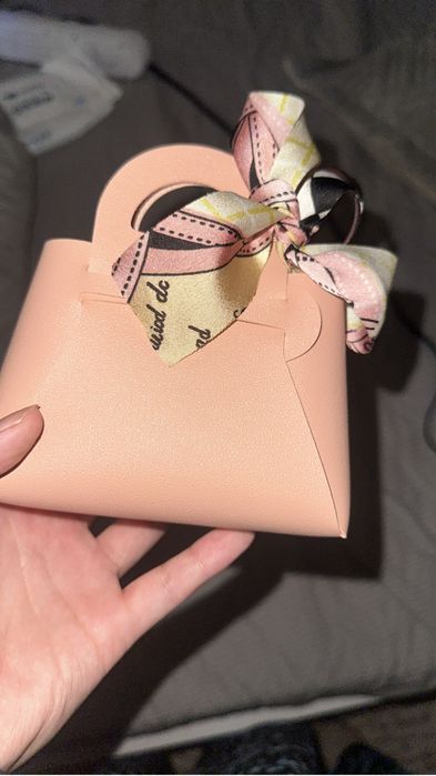 Бонбоньерки готовые