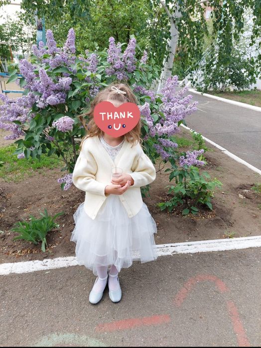 Продам красивое платье для девочки