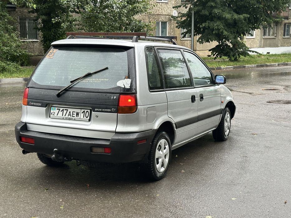 Продам Mitsubishi Space Runner