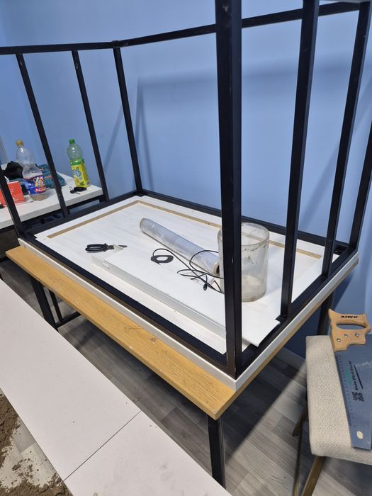 Шкаф.Стол.Тумбочка