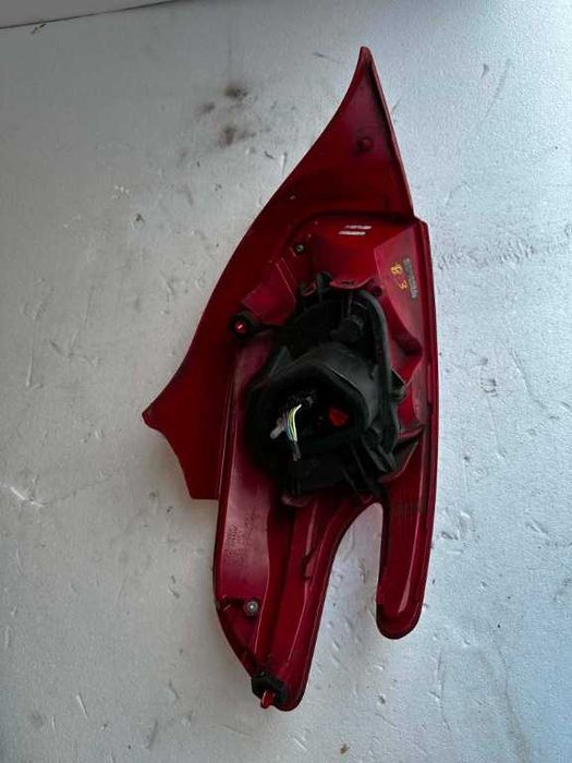 Lampa / Tripla stop stanga dreapta pe aripa Cod: 9672628380-02 9672628280-02 Peugeot 208 [2012 - 2016]
