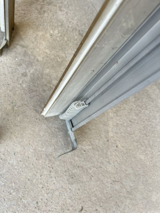 Продам деревянные карнизы