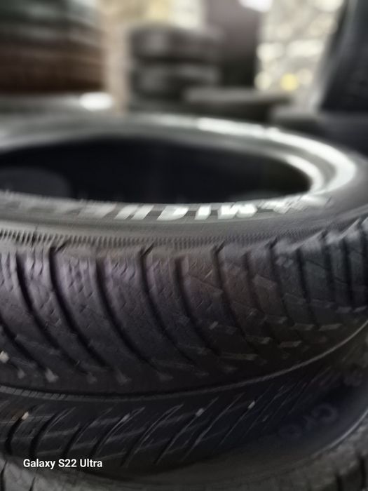 215 50 18 Continental Michelin  Замъка Ямбол