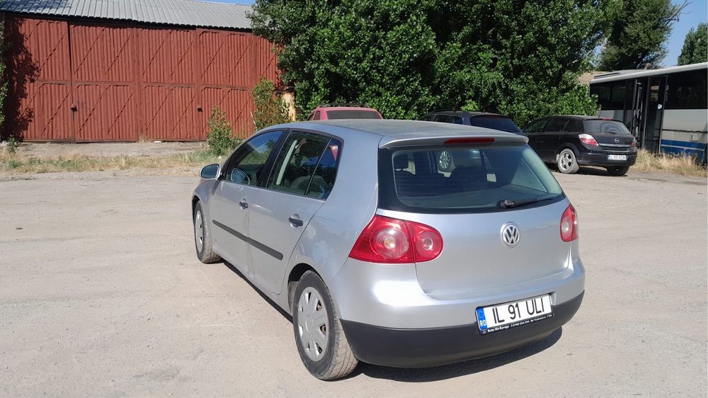 VOLKSWAGEN Golf 2004 — imagine 5
