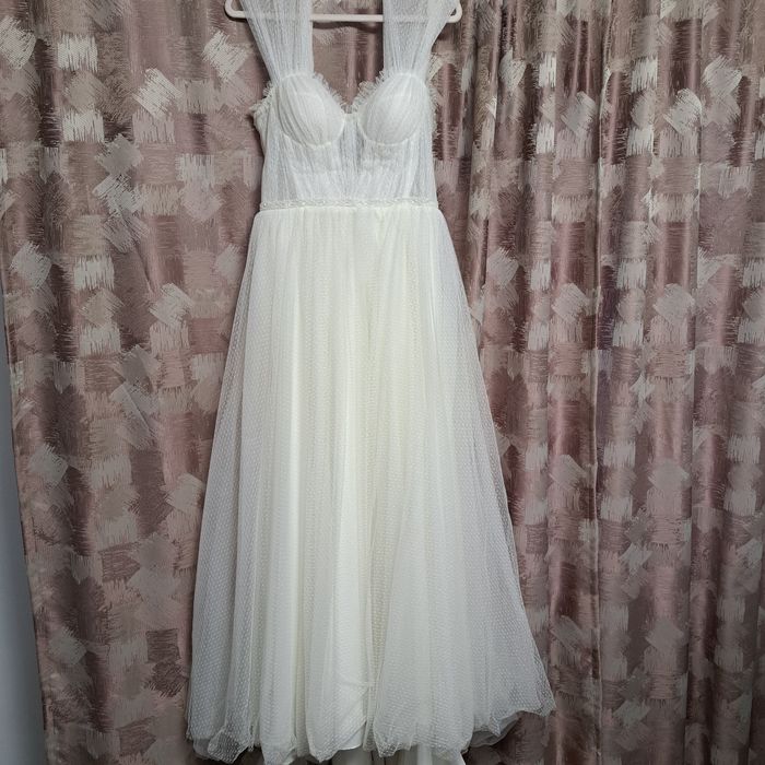 Vand rochie mireasa. Marimea 38.