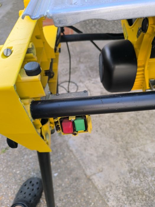 Комбиниран циркуляр и пендула DeWALT DW743 , 2000W