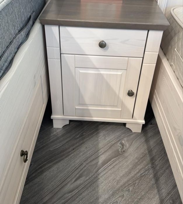 Кровати из дерева