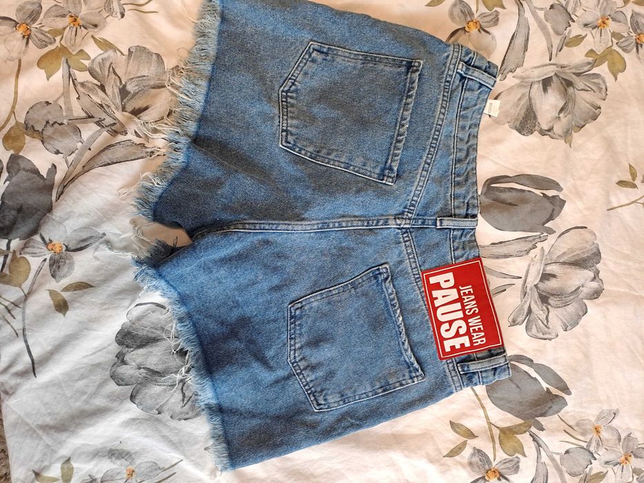 Дамски дънки къси