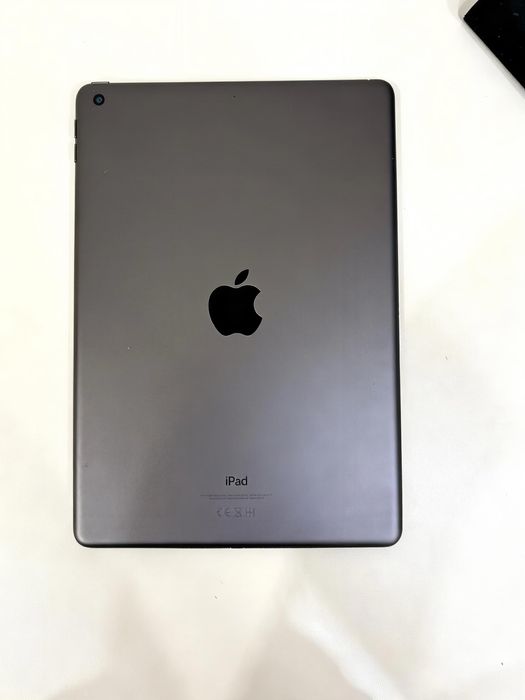 Ipad 9,64gb,аккамулятор 100%
