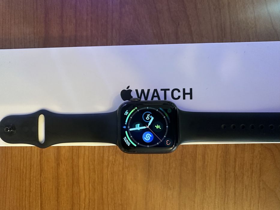 Apple Watch SE 44