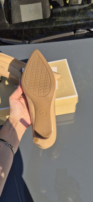 Pantofi noi din piele naturală -Michael Kors