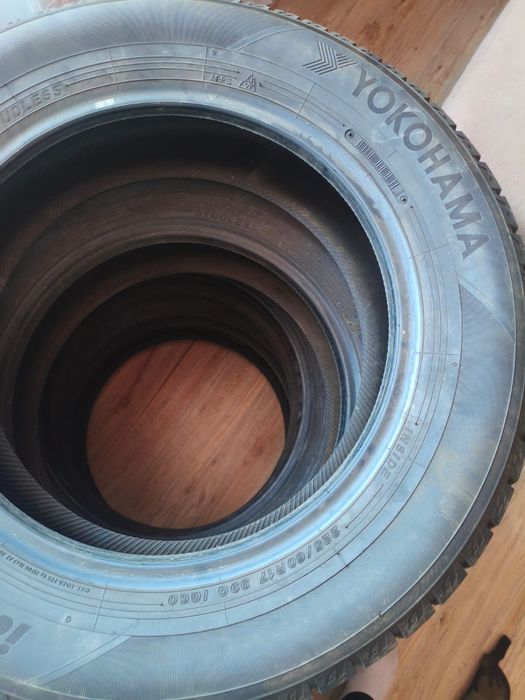 Зимние шины Yokohama 225/60 R17