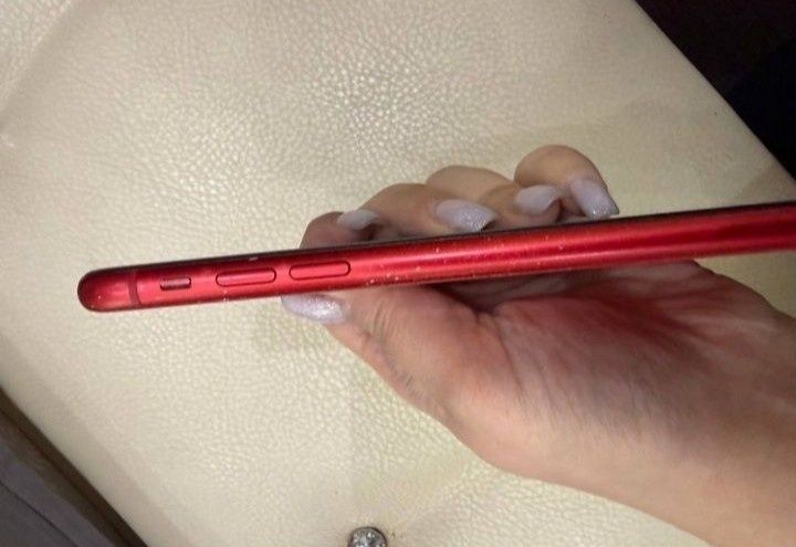 iphone 11 64 GB RED заблокированный