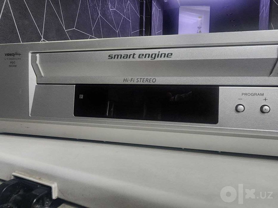 Видеомагнитофон SONY SLV-SE720G ШЕСТИ ГОЛОВОЧНЫЙ видеомагнитофон