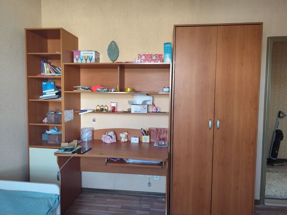 Продам детскую стенку