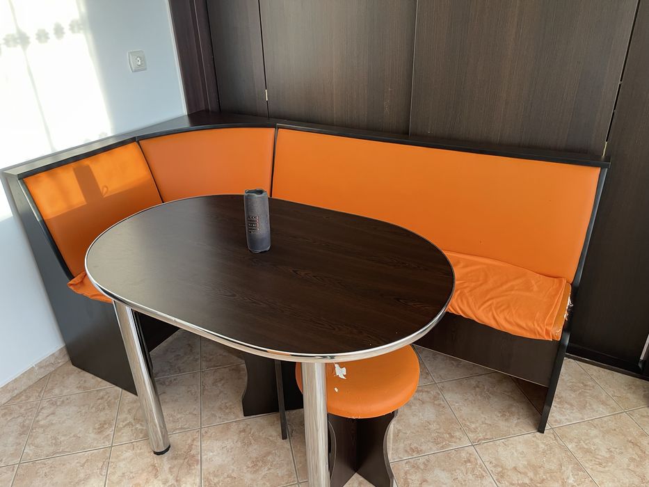 Mobilier , canapea coltar