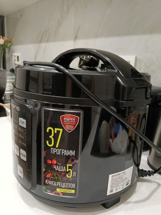 Мультиварка в отличном состоянии