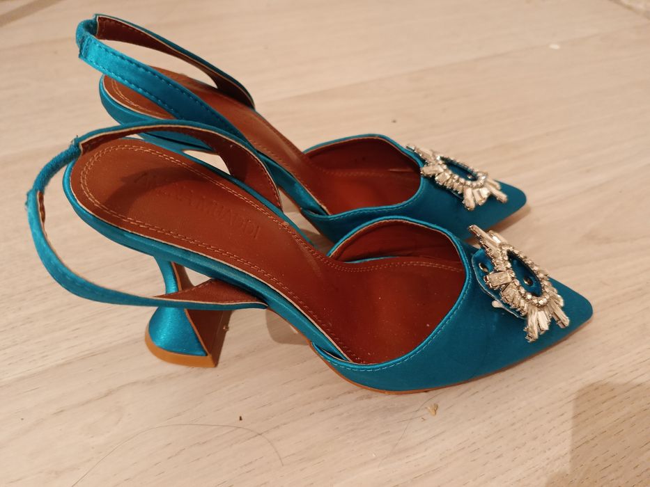 Платье вечернее и туфли