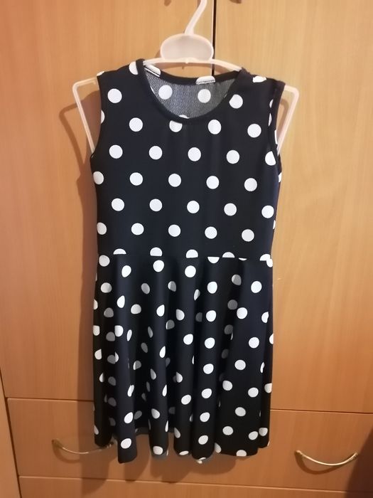 Продам праздничные платья