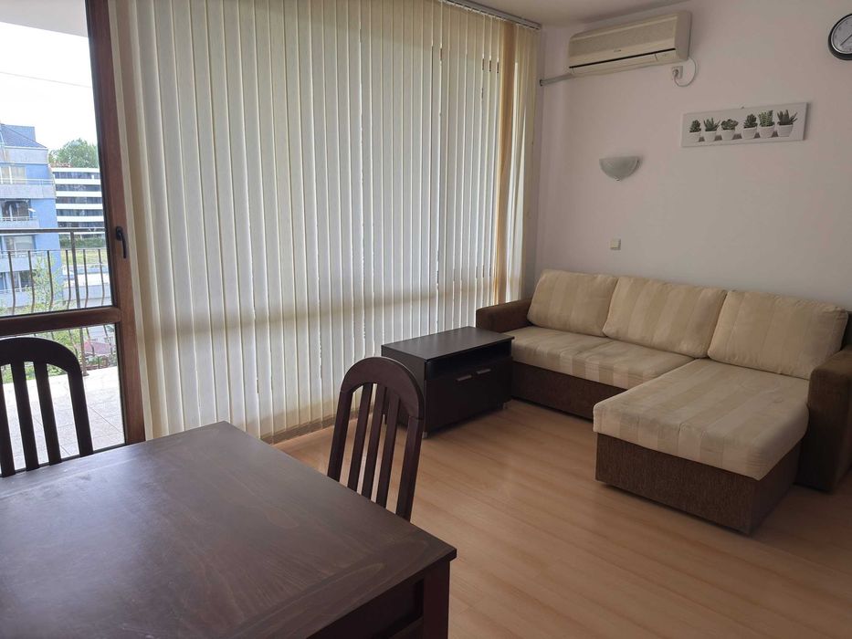 Продава се Двустаен апартамент в к.к. Слънчев бряг - 62 кв.м за 1162 €/кв.м - Снимка #3