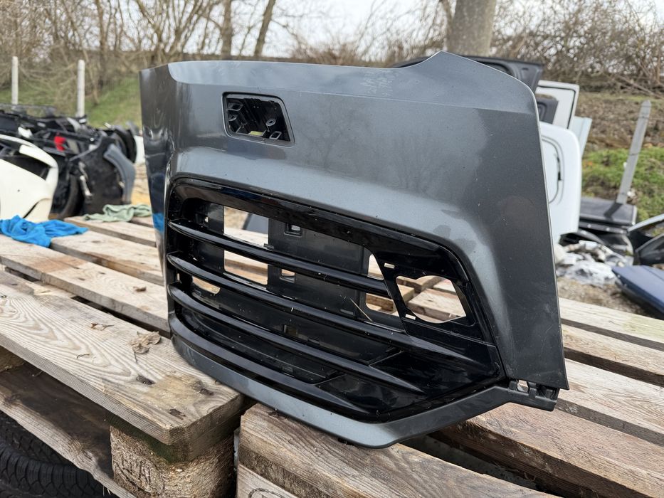 Броня /Десен Ъгъл от броня Audi Q3 S Line