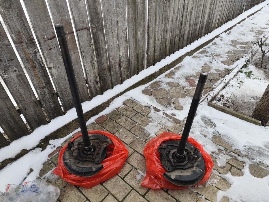 Banchete spate Toyota Land Cruiser 100-cotieră cu frigider