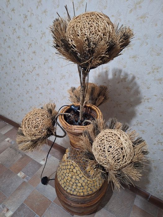 Очень красивый светильник.