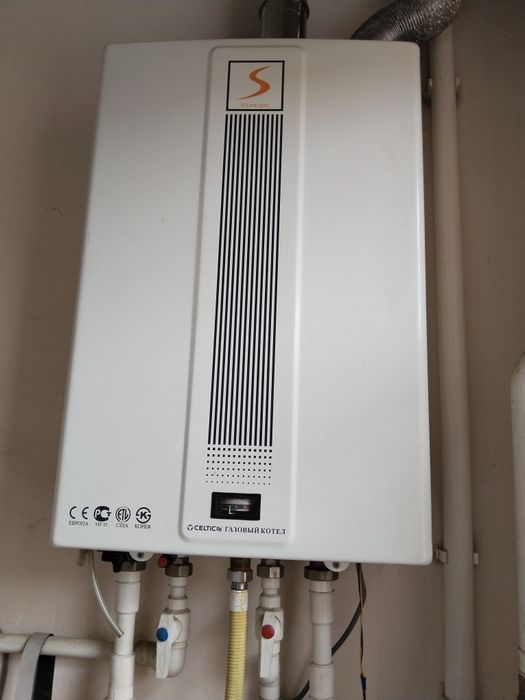 Газовый котел Celtic-30 kw, двухконтурный , корейский
