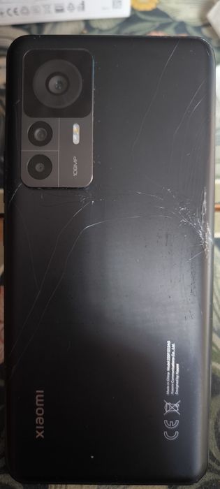 Xiaomi 12t stare bună.