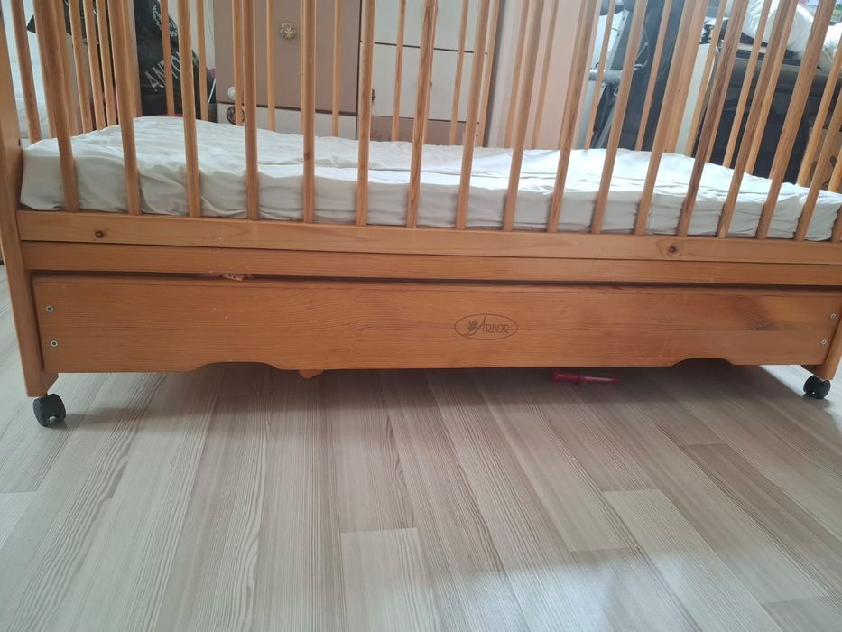 Детско легло - дървено, кошара