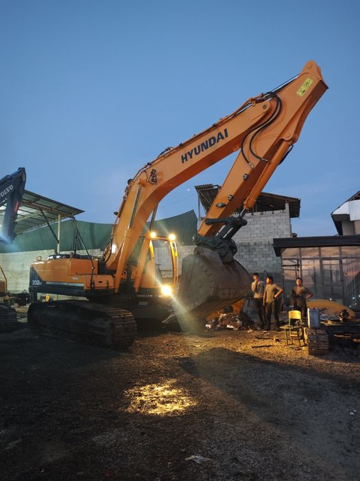 Exkovator Hyundai 300Lc