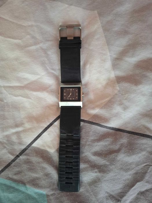 часовник Nike Women's Pink Oregon Series Square G Watch WA0051