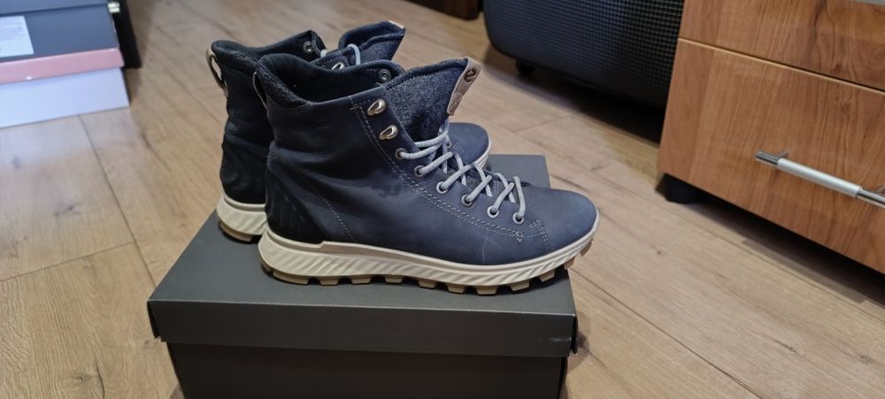 Ботинки женские демисезонные