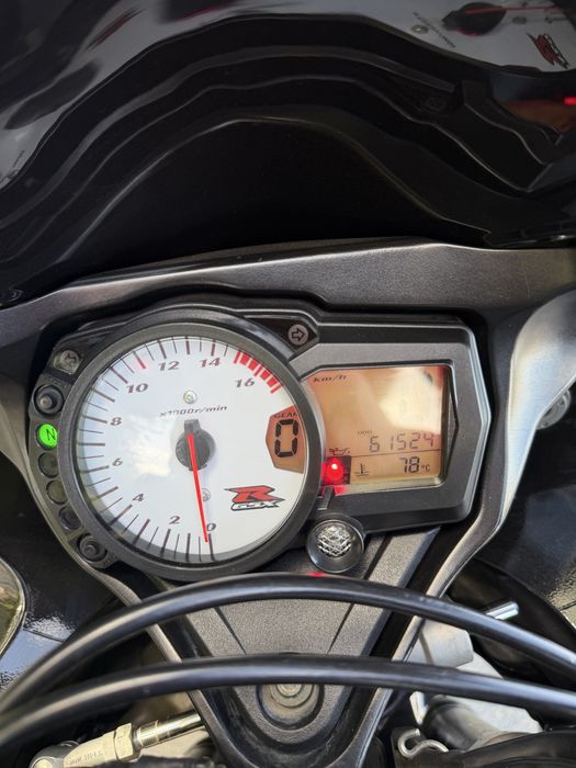 Suzuki GSX-R 750 K 6 sau Schimb cu yamaha r 1