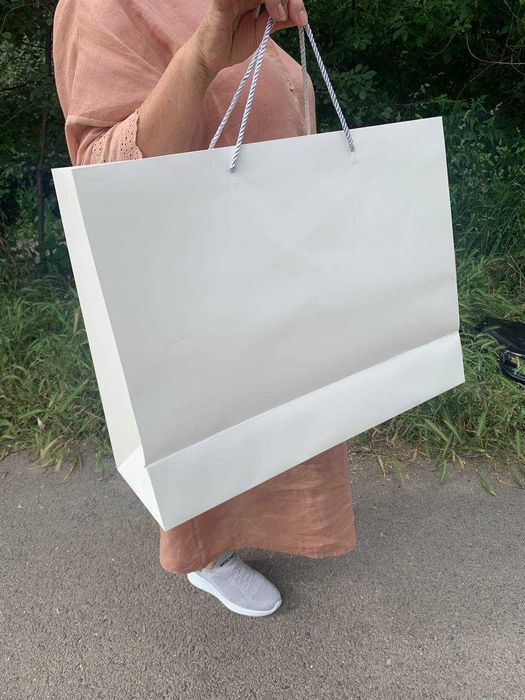 Пакеты подарочные большие