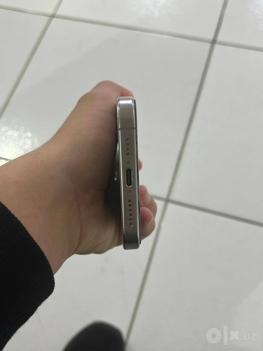 Iphone 15 pro max 85%