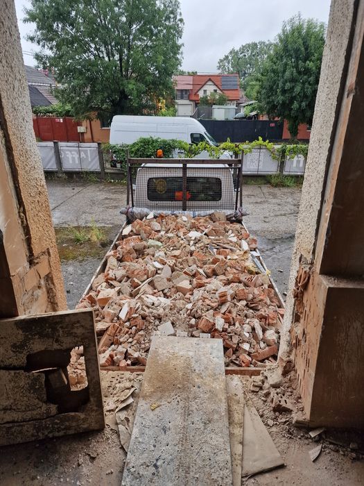 Servicii de excavare si transport cu autobasculanta