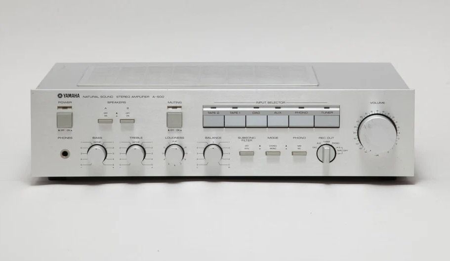 Yamaha A500 (nu AX500, nu AX550, nu AX700)